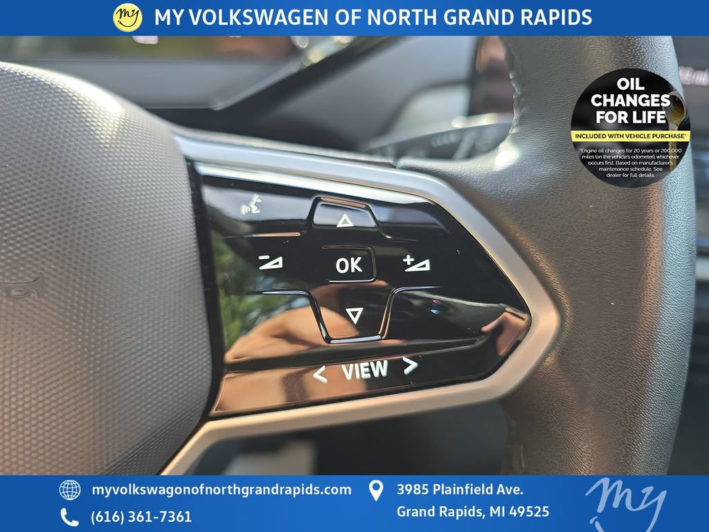 Used 2023 Volkswagen ID.4 Pro S AWD/4WD image 18