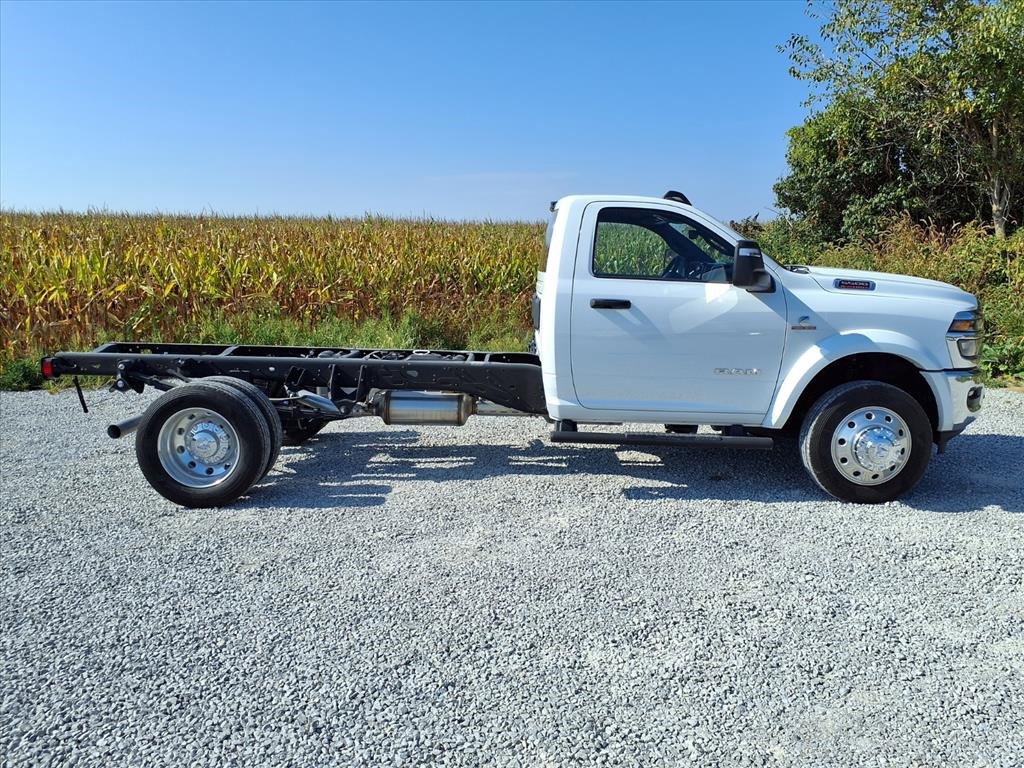 Used 2025 RAM 5500 Tradesman image 30