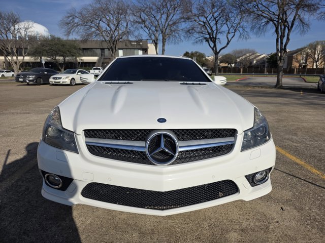 Used 2009 Mercedes-Benz SL 550 image 2