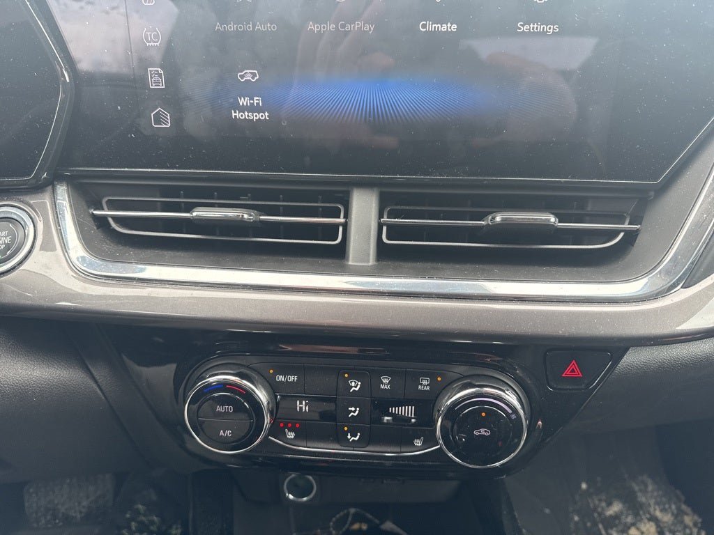 Used 2025 Chevrolet Trax ACTIV w/ Driver Confidence Package image 59