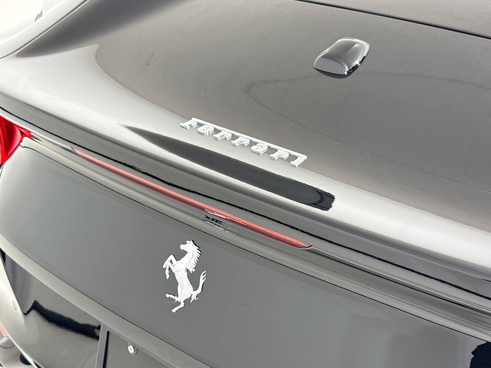 Used 2021 Ferrari 812 GTS RWD image 39