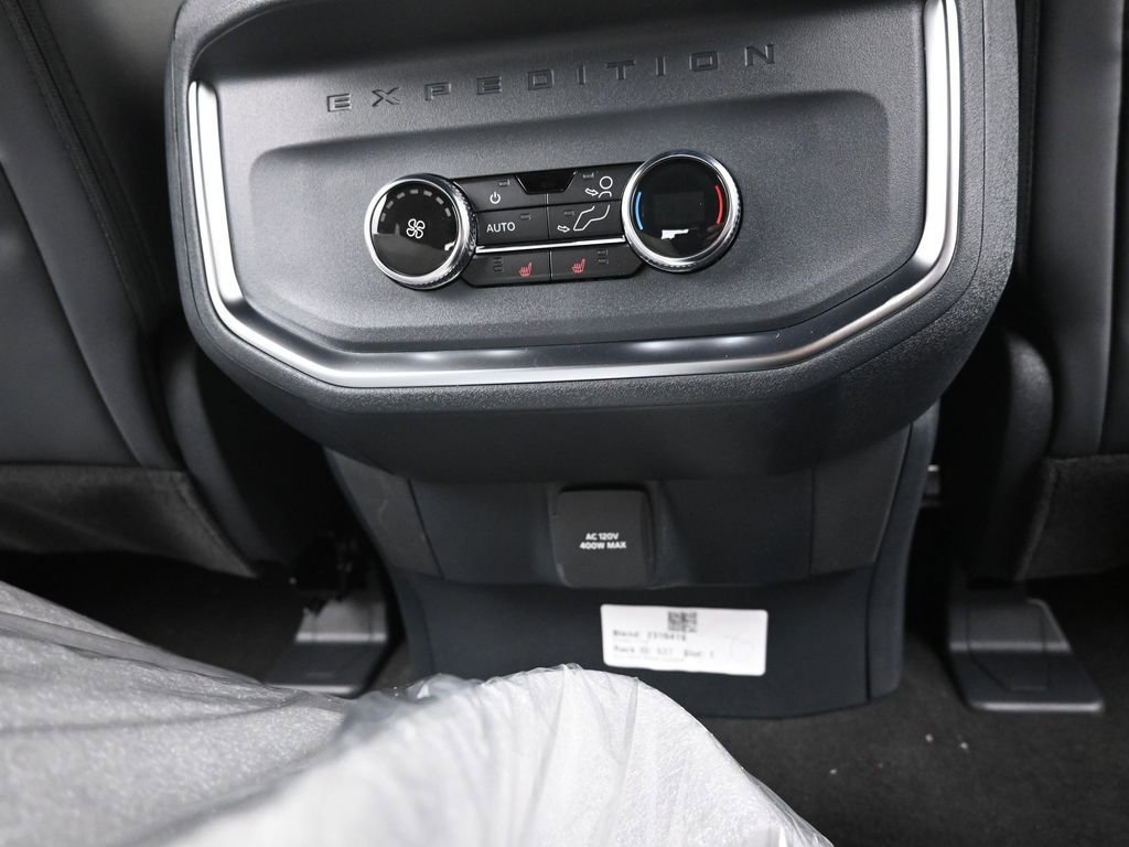 New 2025 Ford Expedition Tremor image 16