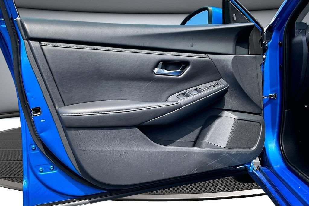 Used 2024 Nissan Sentra SV FWD image 20