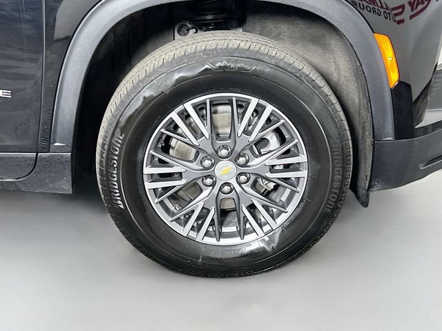Used 2025 Chevrolet Traverse LT image 38