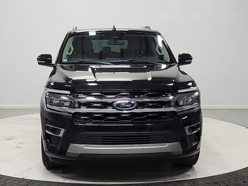 Used 2024 Ford Expedition Limited RWD image 2