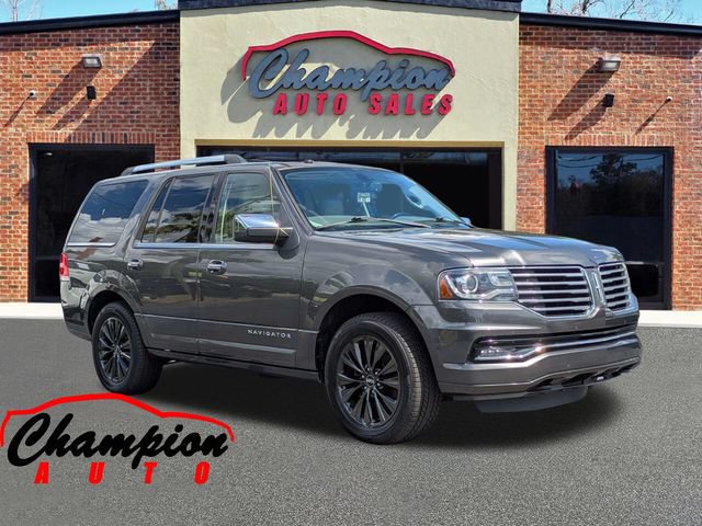 Used 2017 Lincoln Navigator Select