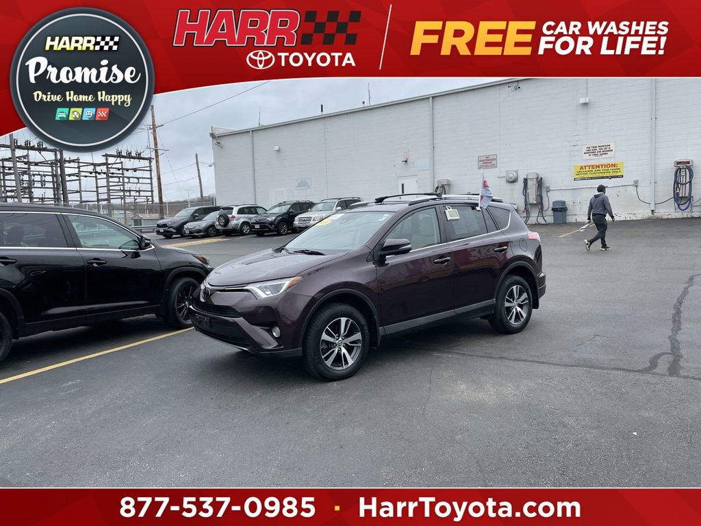 Used 2018 Toyota RAV4 XLE image 1
