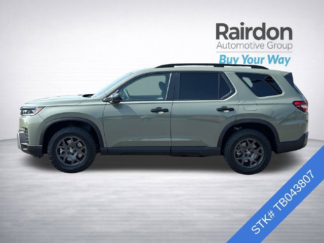 Certified 2026 Honda Pilot TrailSport image 4