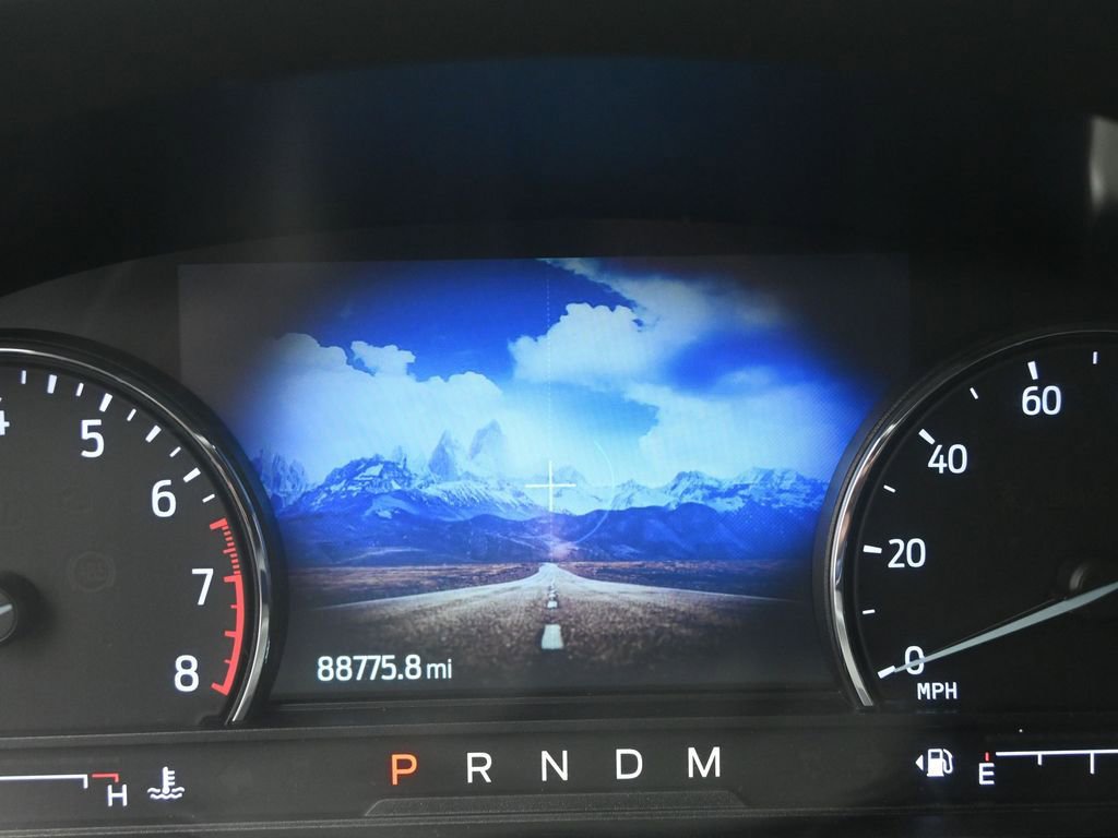 Used 2020 Ford Explorer XLT w/ Equipment Group 202A RWD image 10
