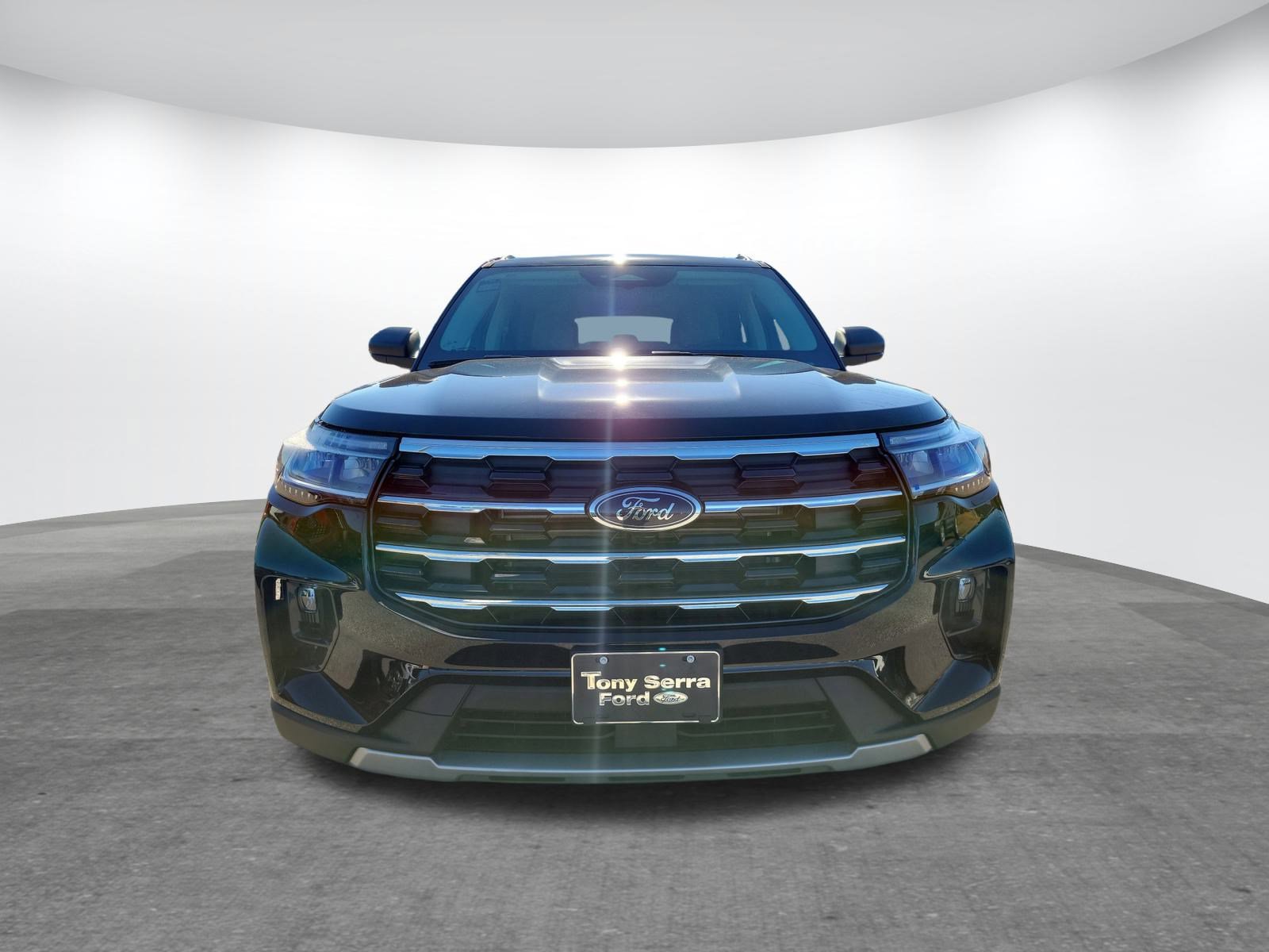 New 2026 Ford Explorer Active w/ Active Comfort Package image 2