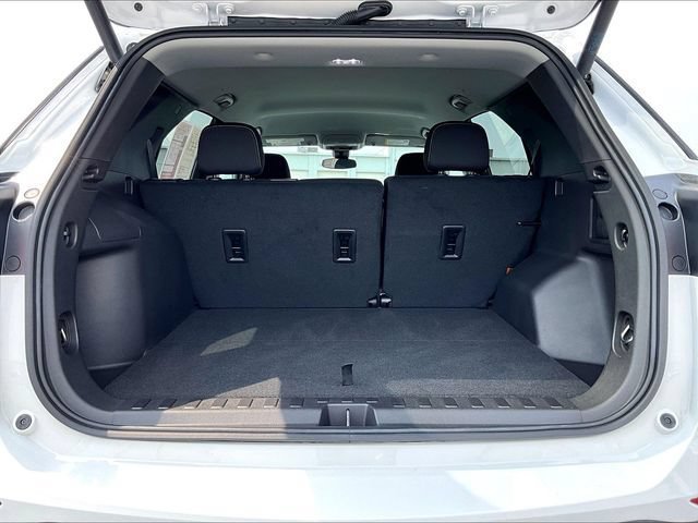 Used 2024 Chevrolet Equinox LT FWD image 29