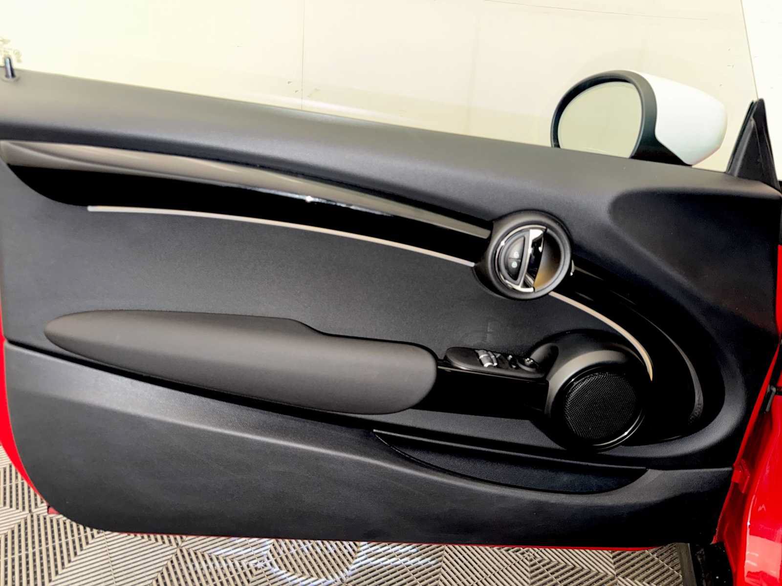 Used 2024 MINI Cooper S FWD image 11