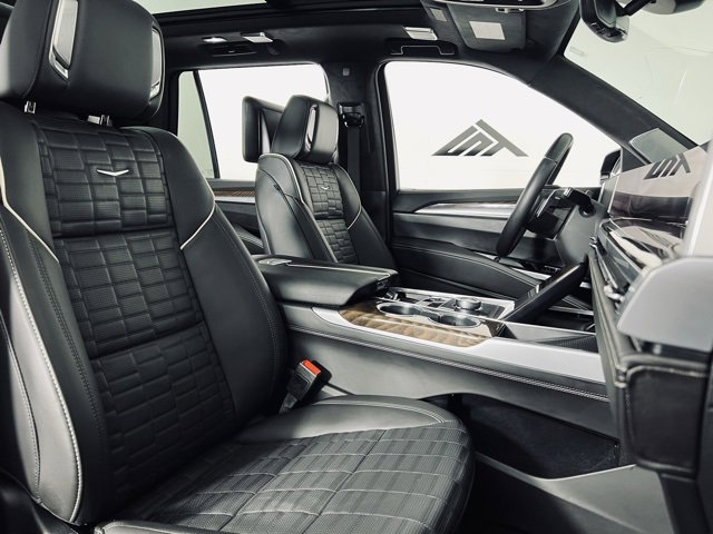Used 2025 Cadillac Escalade Sport Platinum image 19