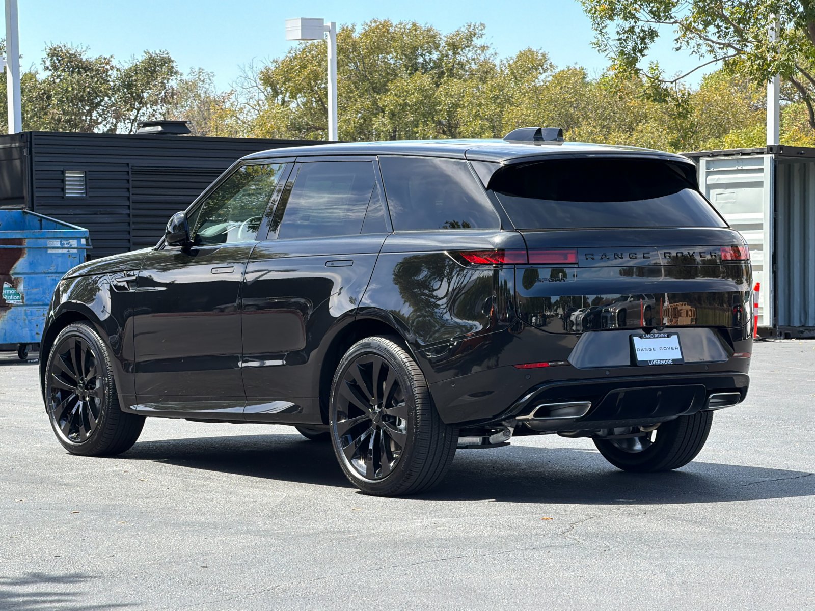 New 2026 Land Rover Range Rover Sport Dynamic SE AWD/4WD image 4
