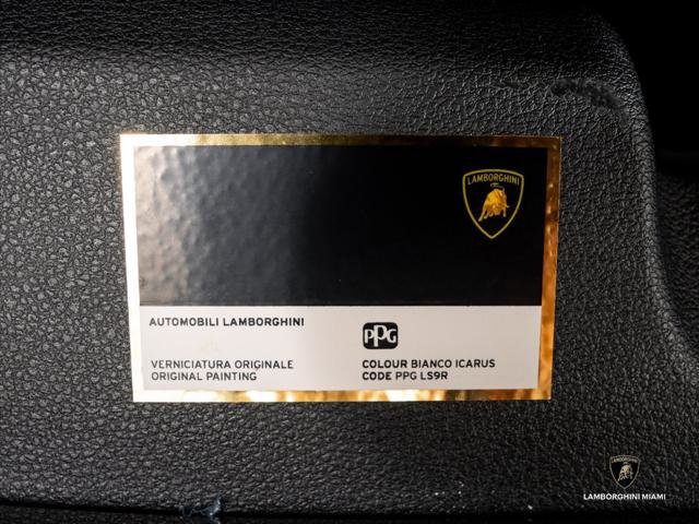 Used 2022 Lamborghini Urus AWD/4WD image 12