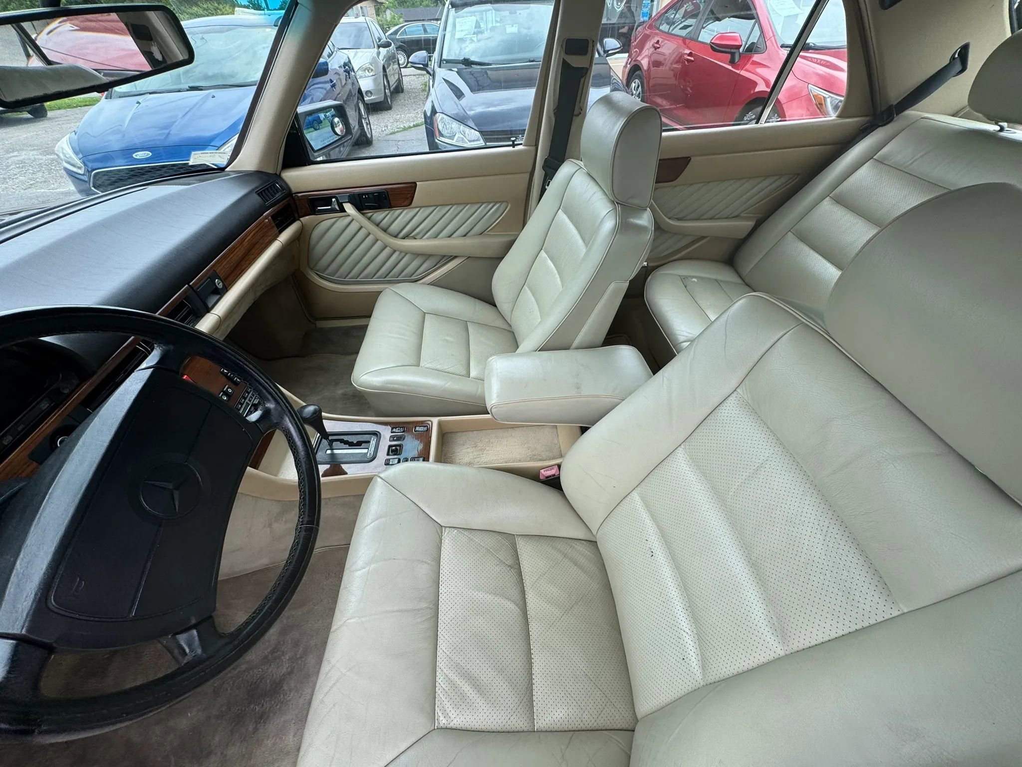 Used 1991 Mercedes-Benz 300 SE image 15