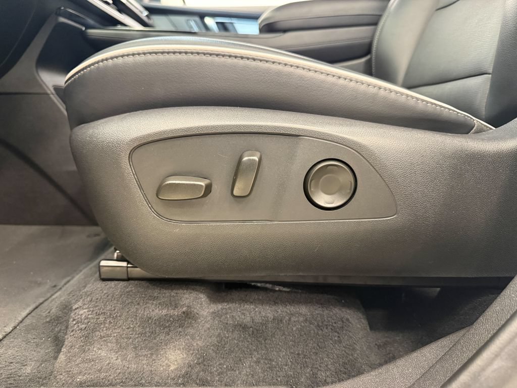 Used 2025 Buick Enclave Preferred FWD image 15