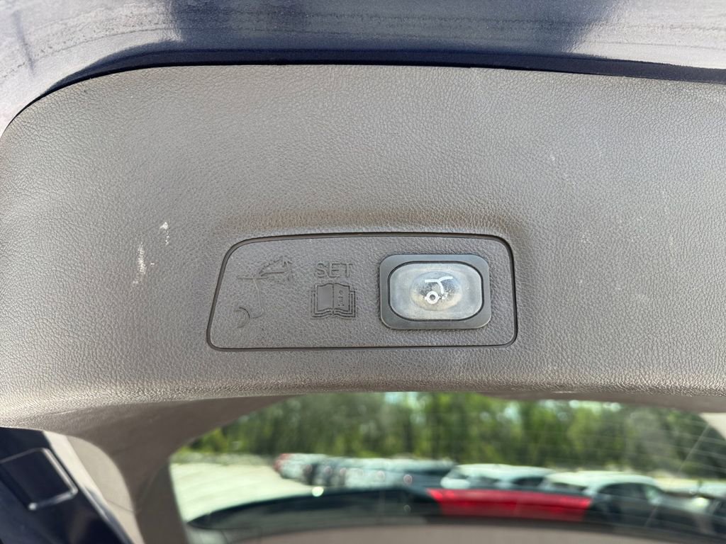 Used 2017 Lincoln MKC Premiere FWD image 26