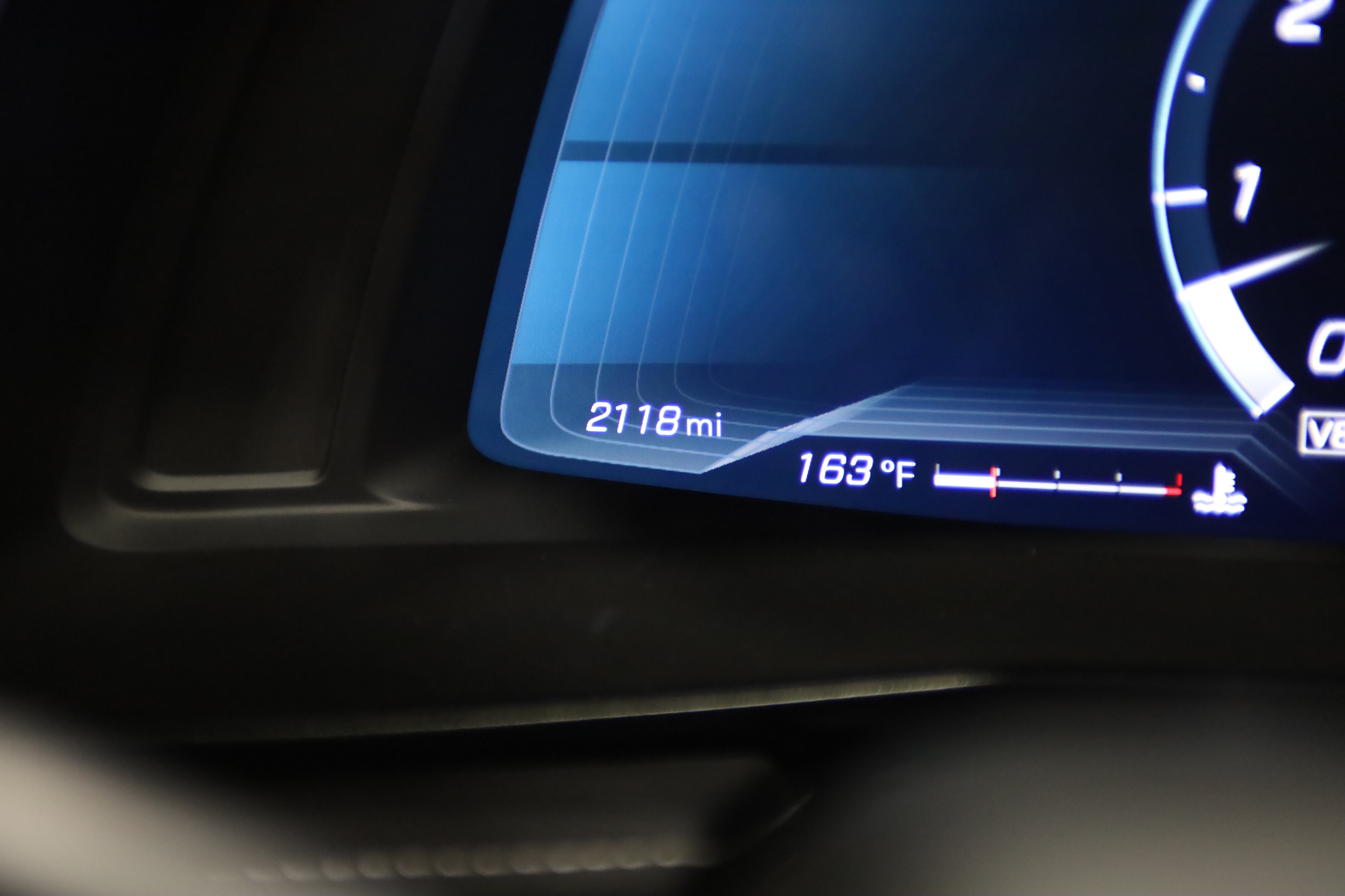 Used 2022 Chevrolet Corvette Stingray Coupe w/ Z51 Performance Package RWD image 22