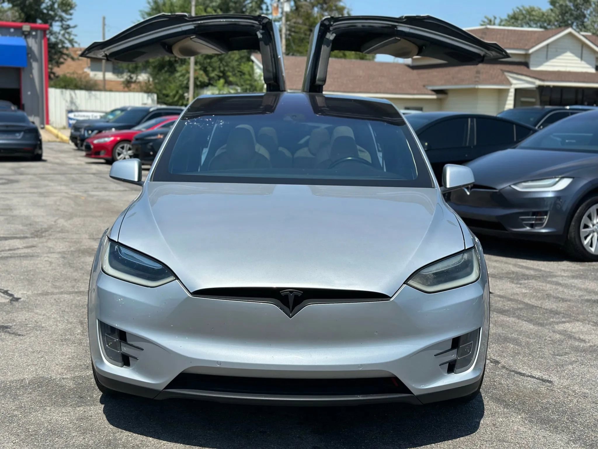 Used 2016 Tesla Model X Performance image 2