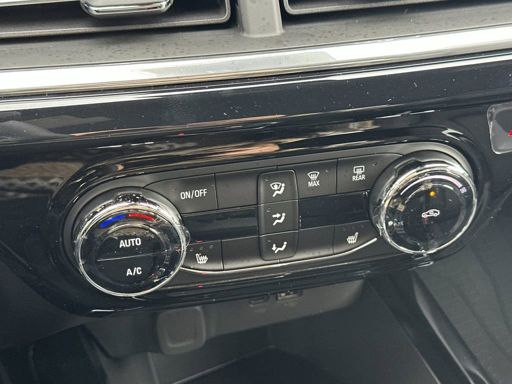 New 2026 Chevrolet Trax RS image 19