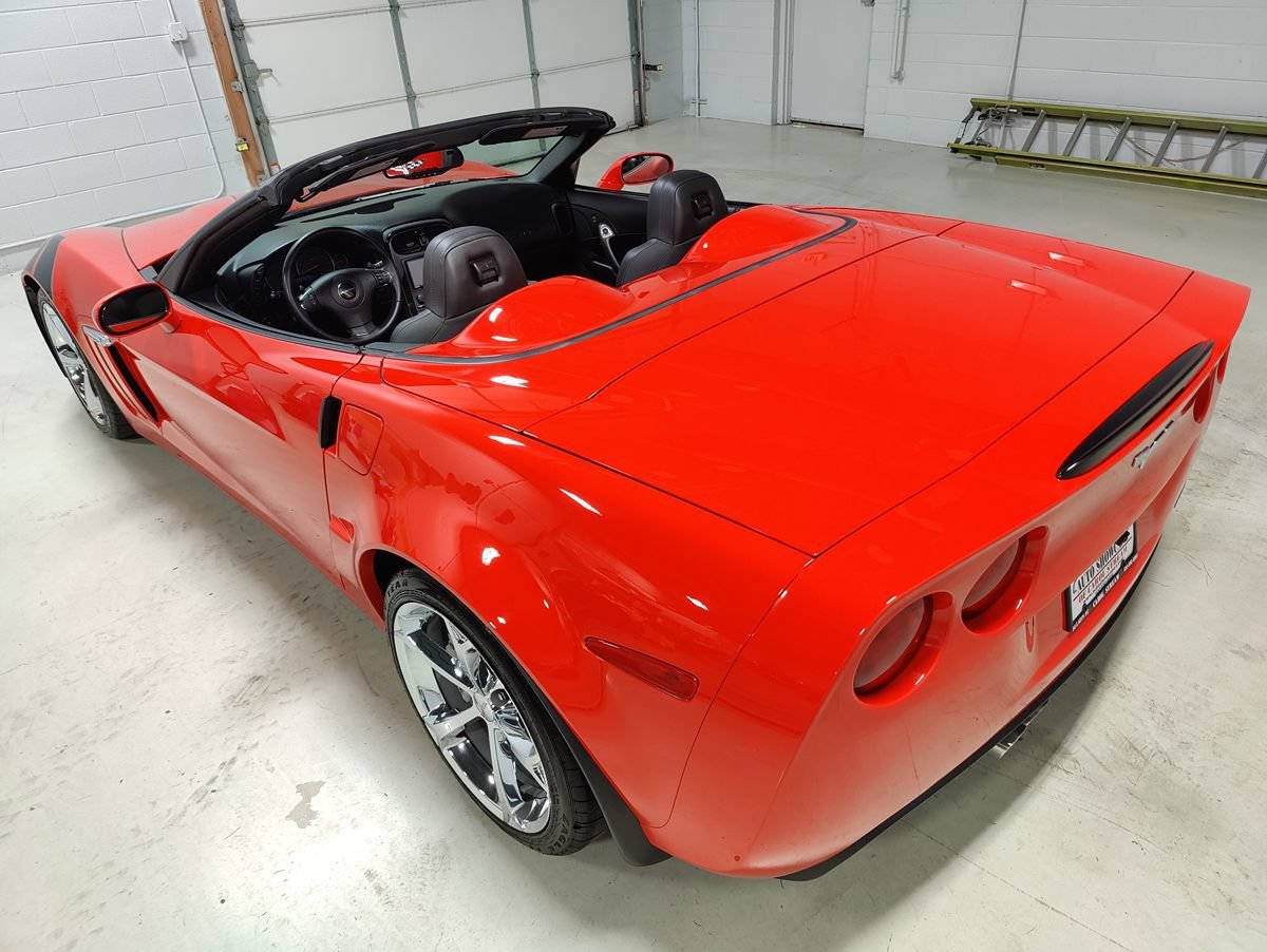 Used 2013 Chevrolet Corvette Grand Sport w/ 3LT Preferred Equipment Group RWD image 23