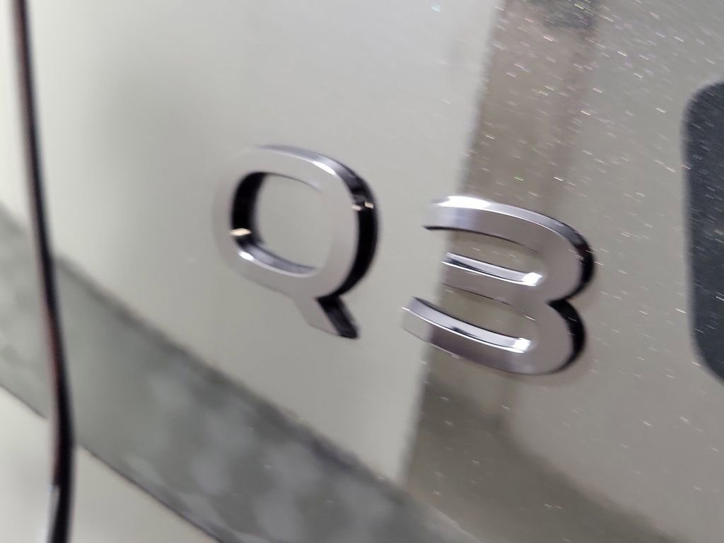 New 2026 Audi Q3 quattro 2.0T AWD/4WD image 8