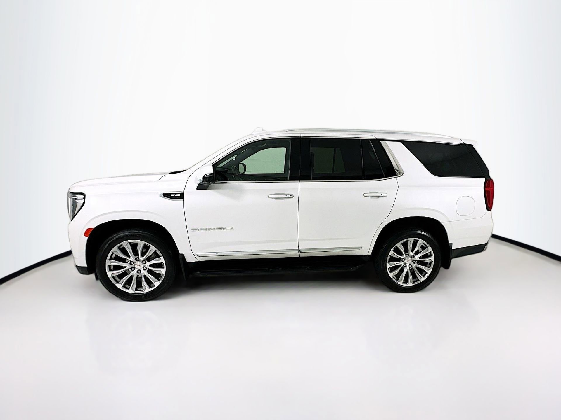 Used 2022 GMC Yukon Denali image 5