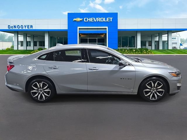 Used 2024 Chevrolet Malibu RS w/ LPO, Floor Liner Package FWD image 6