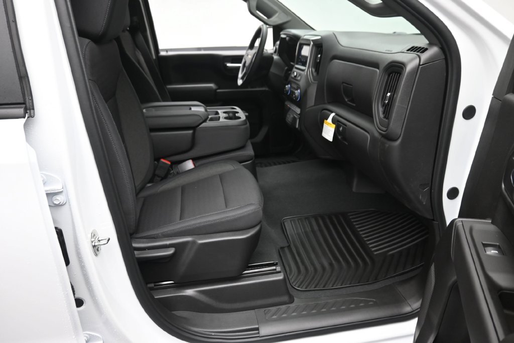 New 2026 Chevrolet Silverado 1500 Custom AWD/4WD image 9