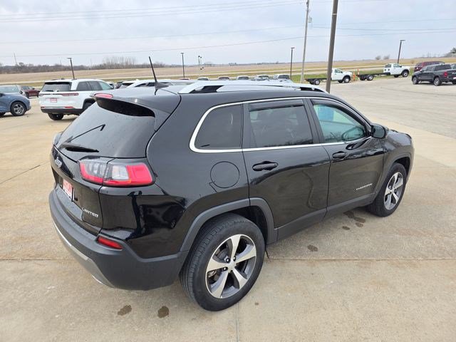 Used 2020 Jeep Cherokee Limited w/ Technology Group AWD/4WD image 8