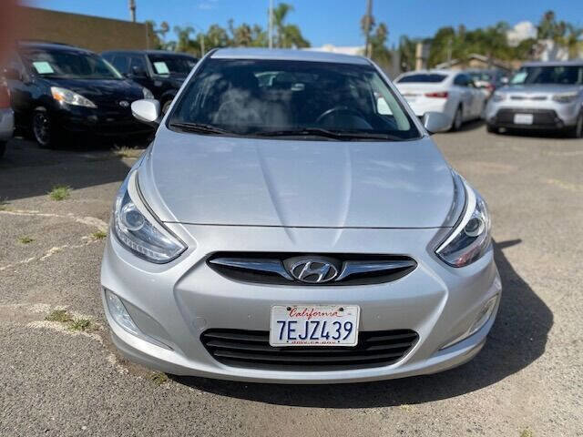 Used 2014 Hyundai Accent SE image 4