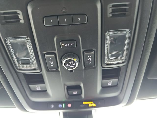 Used 2021 GMC Yukon XL Denali w/ LPO, Illumination Package image 21