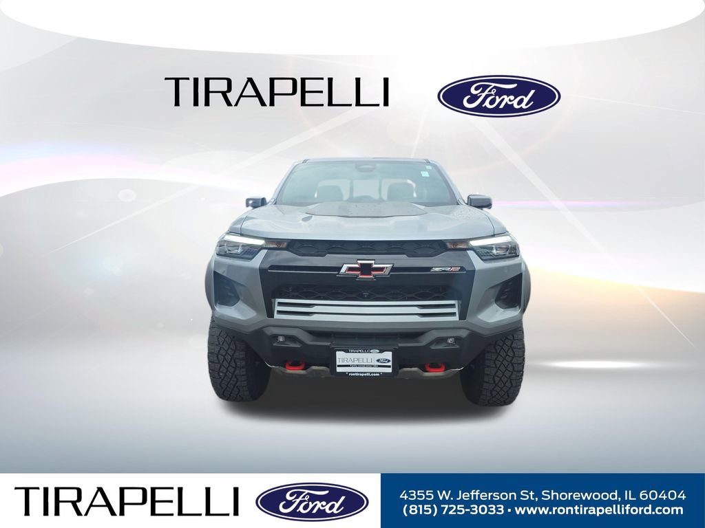 Used 2024 Chevrolet Colorado ZR2 w/ Technology Package AWD/4WD image 4