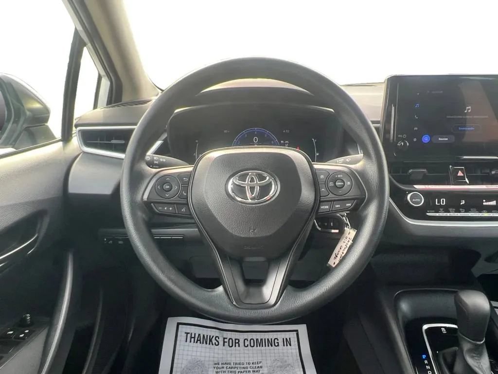 Used 2026 Toyota Corolla LE FWD image 13