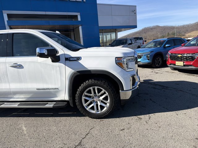 Used 2021 GMC Sierra 1500 SLT w/ SLT Premium Plus Package AWD/4WD image 2