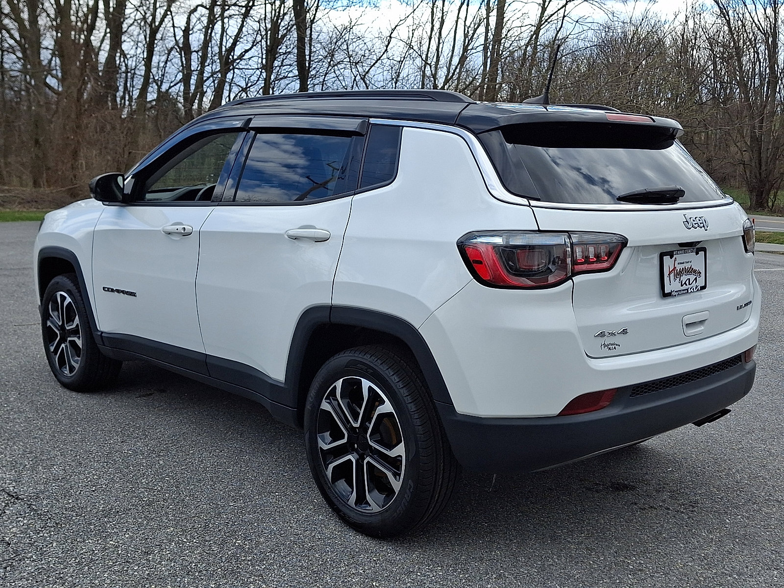 Used 2022 Jeep Compass Limited w/ Sun and Sound Group image 4