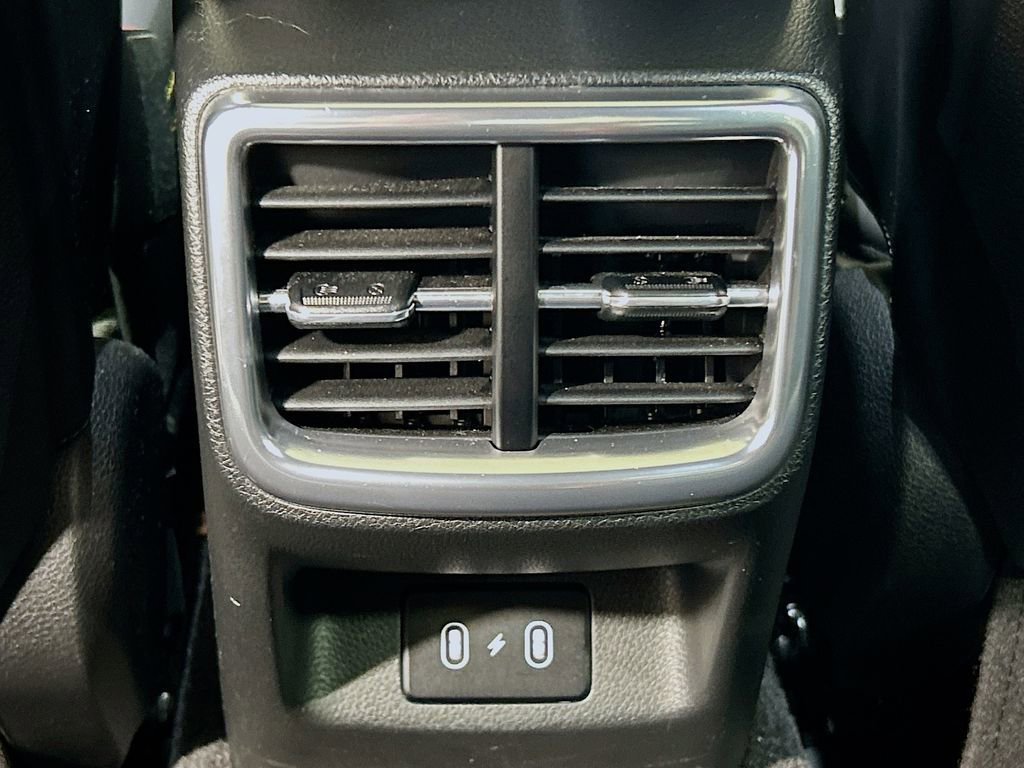Used 2025 Kia K5 GT FWD image 24