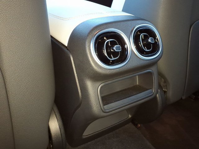 Certified 2025 Mercedes-Benz GLC 350e 4MATIC w/ AMG Line image 19