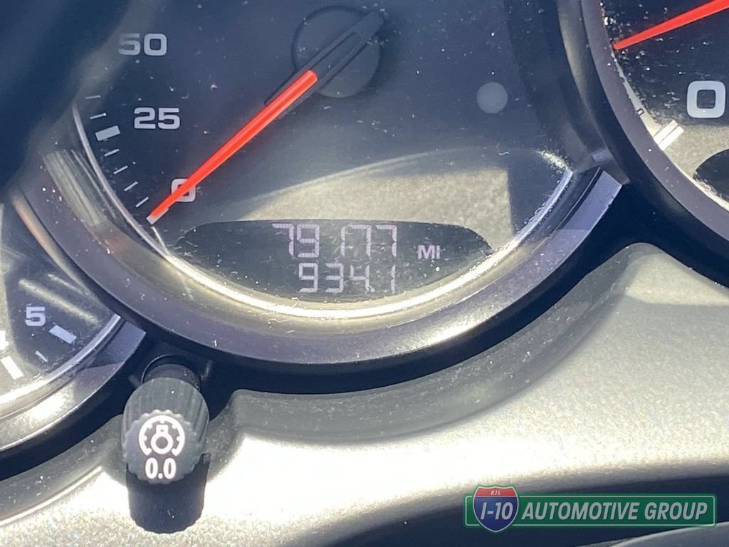 Used 2012 Porsche Cayenne Turbo AWD/4WD image 30