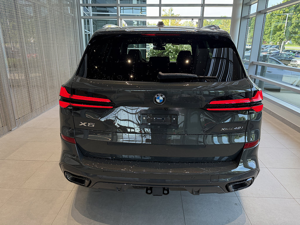 New 2026 BMW X5 xDrive40i w/ M Sport Package AWD/4WD image 5