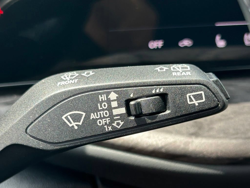 Used 2025 Audi Q5 Premium Plus AWD/4WD image 27