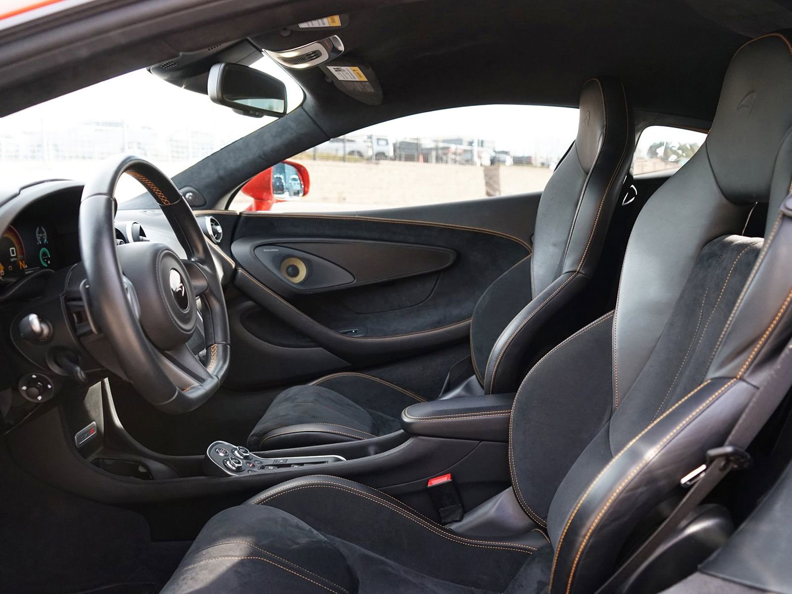 Used 2017 McLaren 570S Coupe image 9