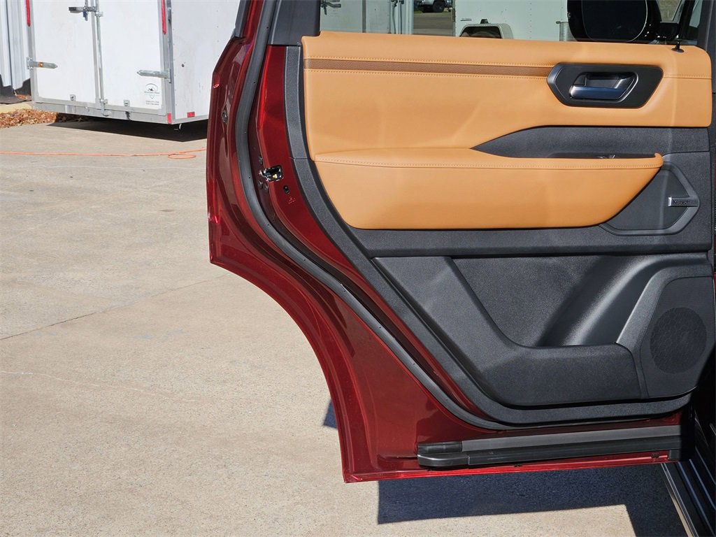 New 2026 Nissan Armada SL image 19