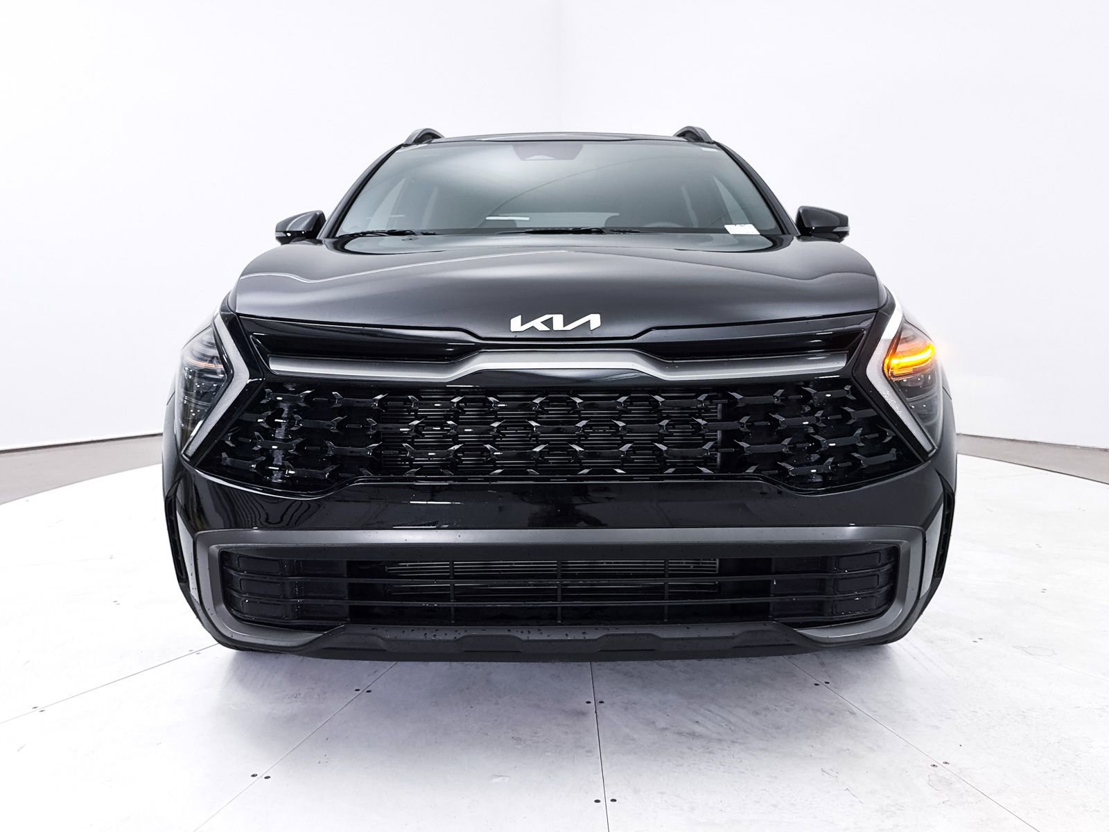 Used 2024 Kia Sportage X-Line w/ X-Line Premium Package image 13