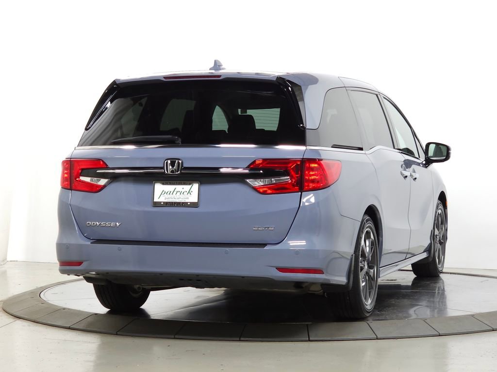 Used 2024 Honda Odyssey Elite image 11