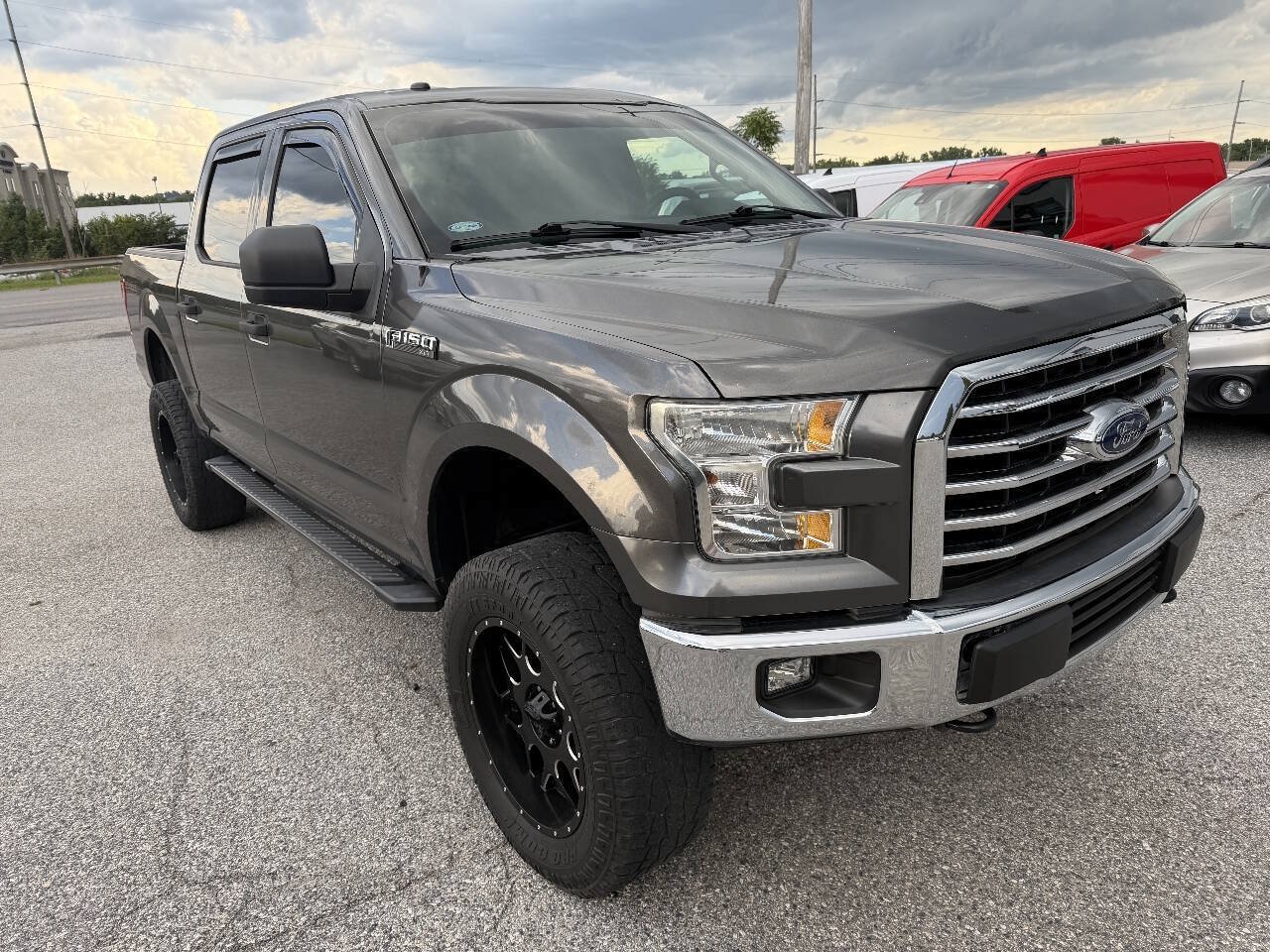 Used 2017 Ford F150 XLT AWD/4WD image 1