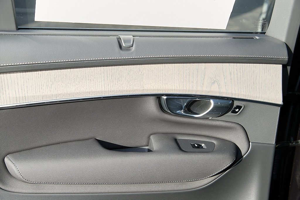 New 2026 Volvo XC90 B6 Ultra image 19
