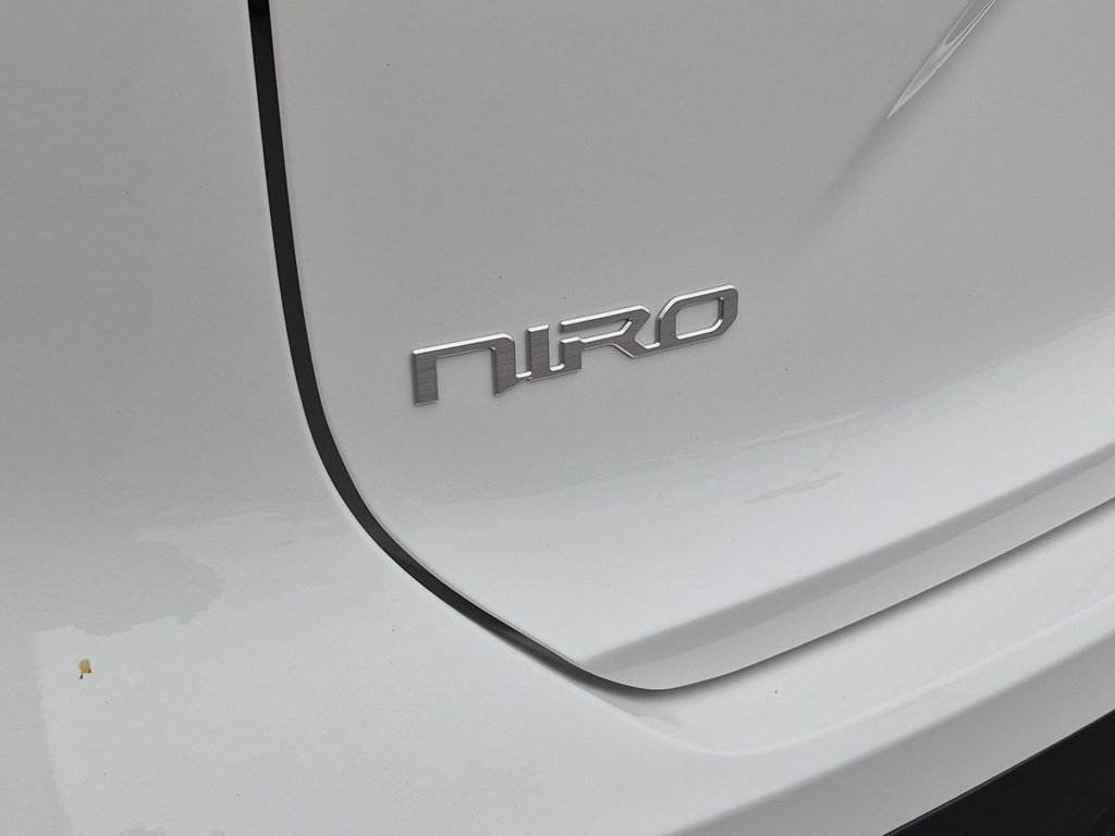 New 2026 Kia Niro EX FWD image 32