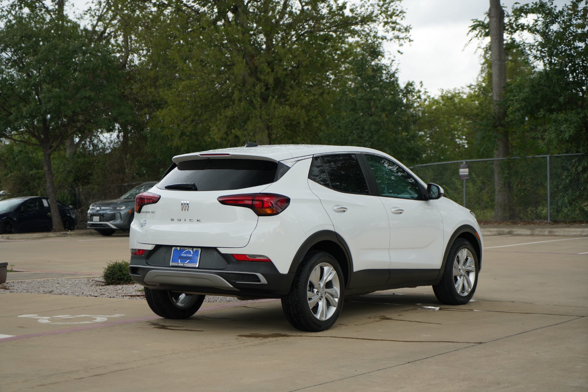 Used 2024 Buick Encore GX Preferred FWD image 5